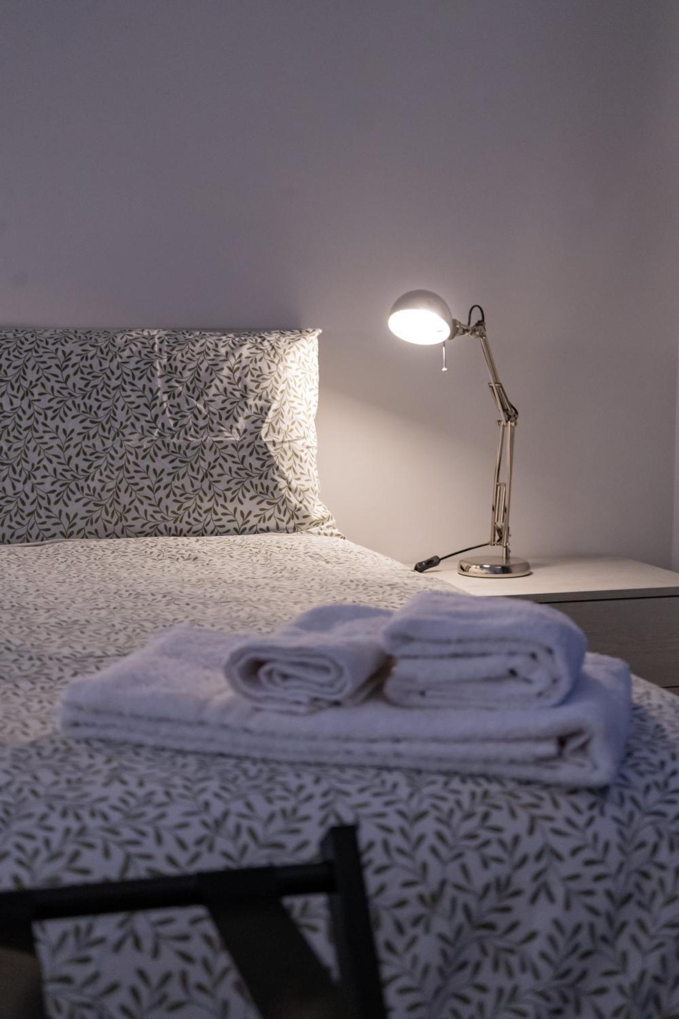 Lemonhouse Apartment เนเปิลส์ ภายนอก รูปภาพ