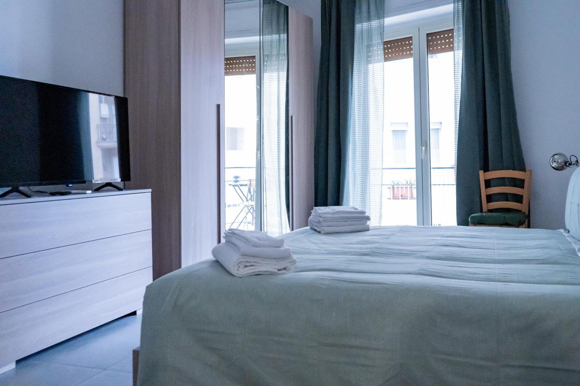 Lemonhouse Apartment เนเปิลส์ ภายนอก รูปภาพ